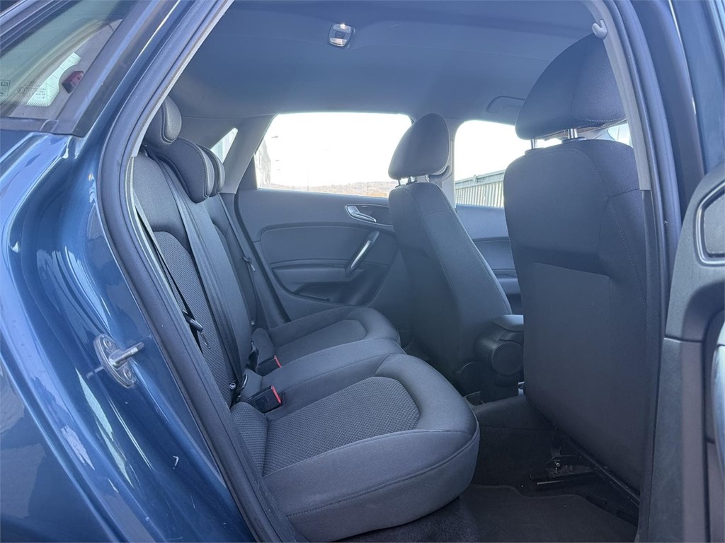 Foto 6 AUDI A1 1.0TFSI SLINE