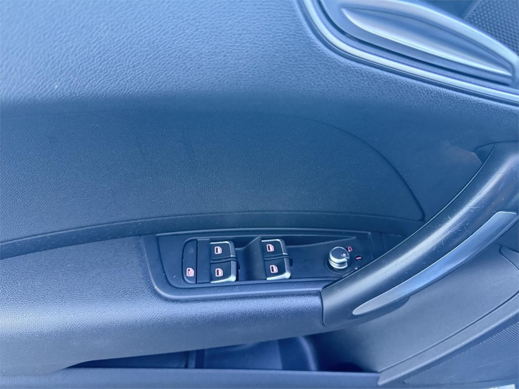 Foto 7 AUDI A1 1.0TFSI SLINE