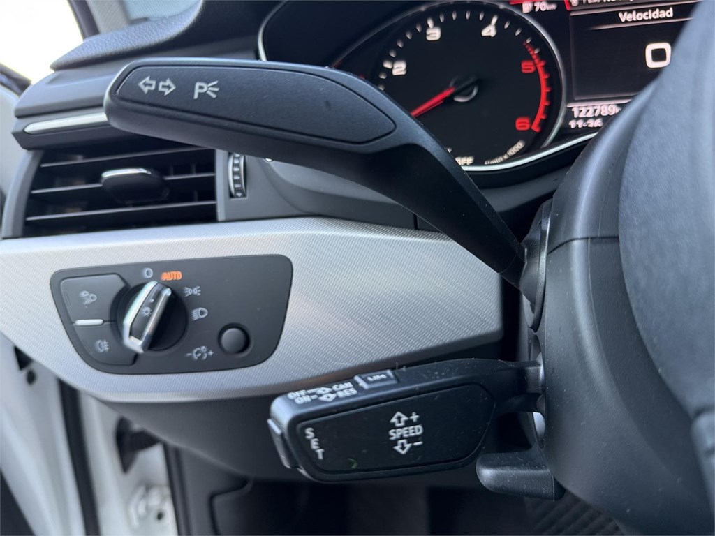 Foto 16 AUDI A4 AVANT 2.0TDI SLINE STRONIC