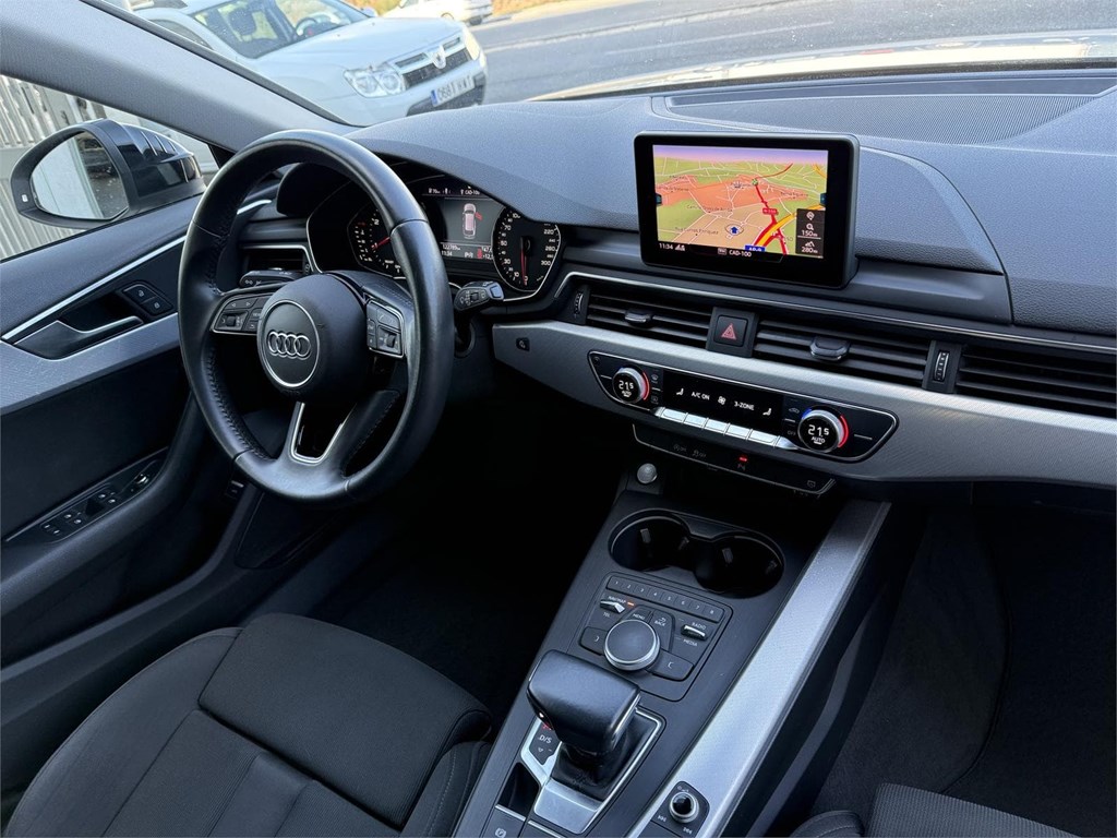 Foto 3 AUDI A4 AVANT 2.0TDI SLINE STRONIC