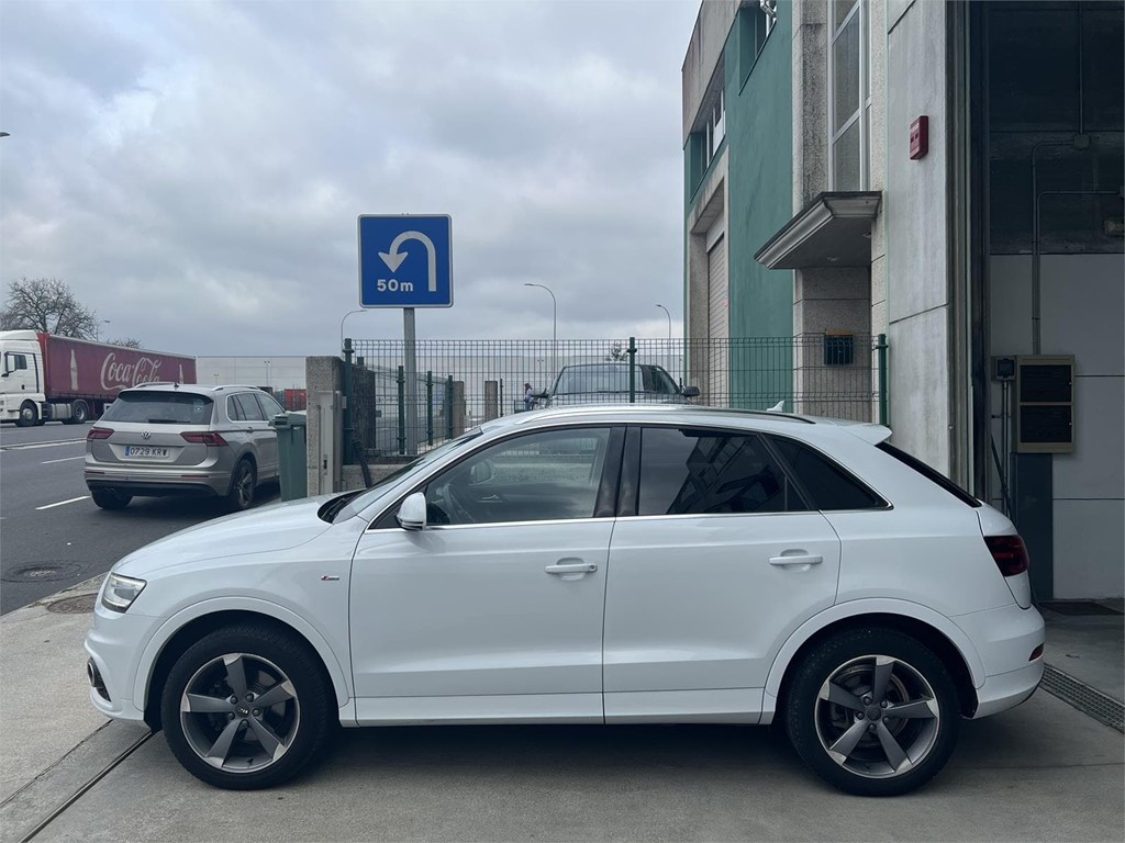 Foto 12 AUDI Q3 SLINE