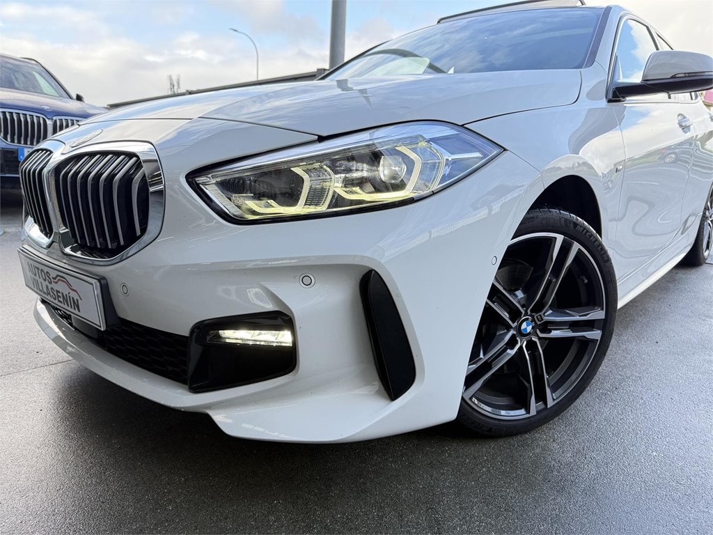 Foto 27 BMW 118D AUT. F40 M SPORT