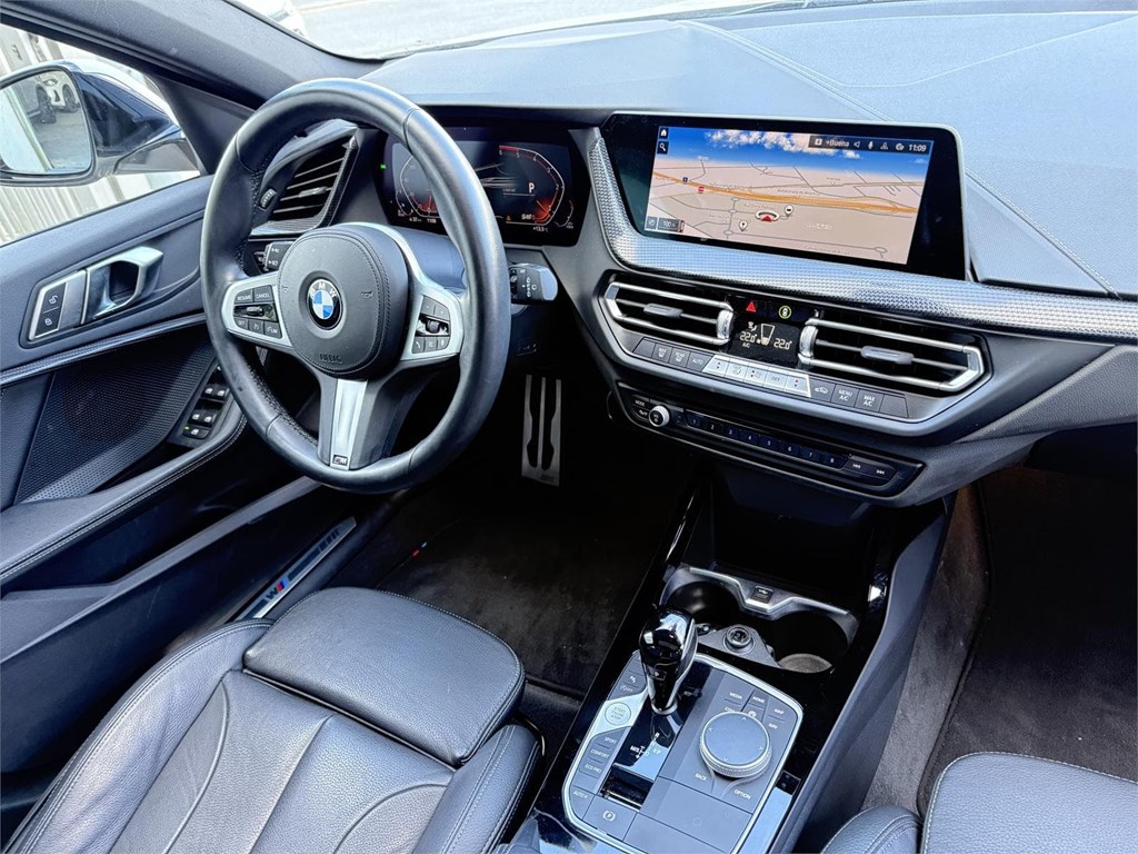 Foto 5 BMW 118D AUT. F40 M SPORT