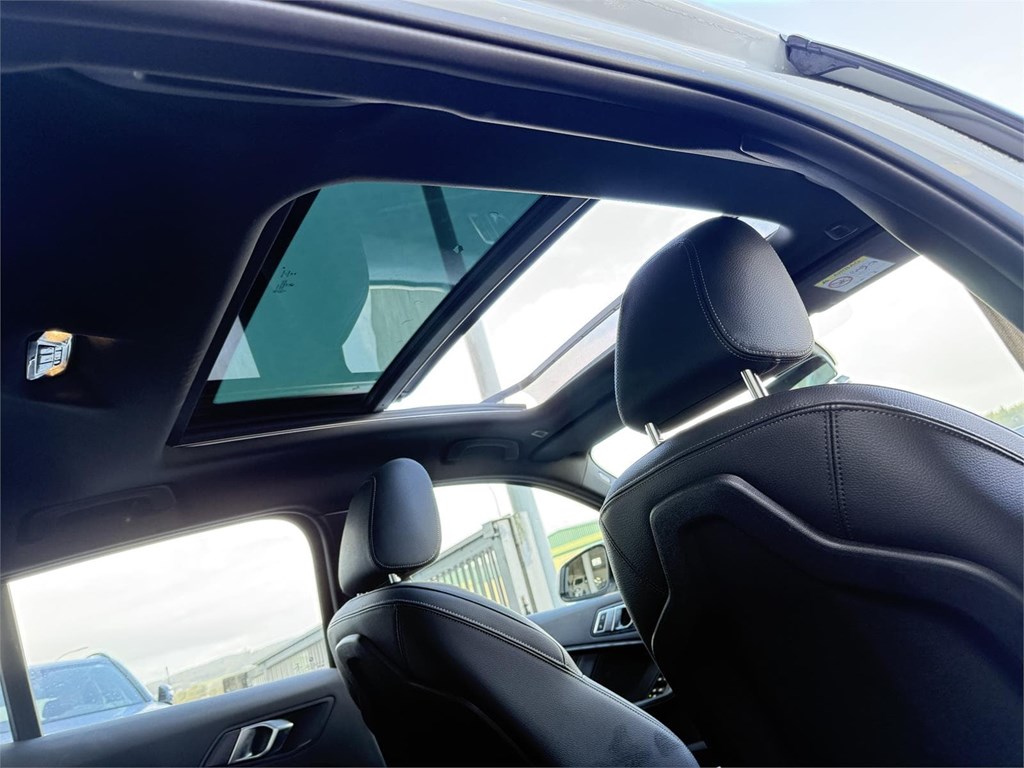 Foto 8 BMW 118D AUT. F40 M SPORT