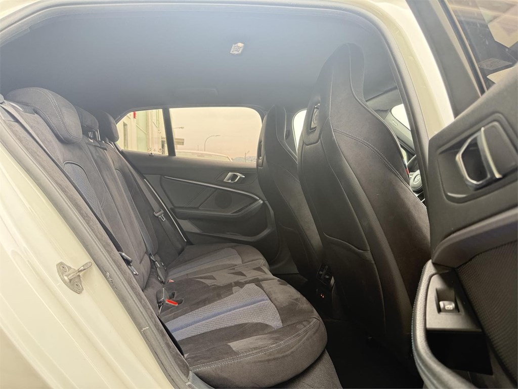 Foto 5 BMW 118D AUT F40 M SPORT
