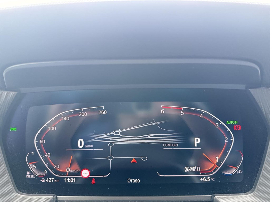 Foto 11 BMW 118D F40 AUT M SPORT