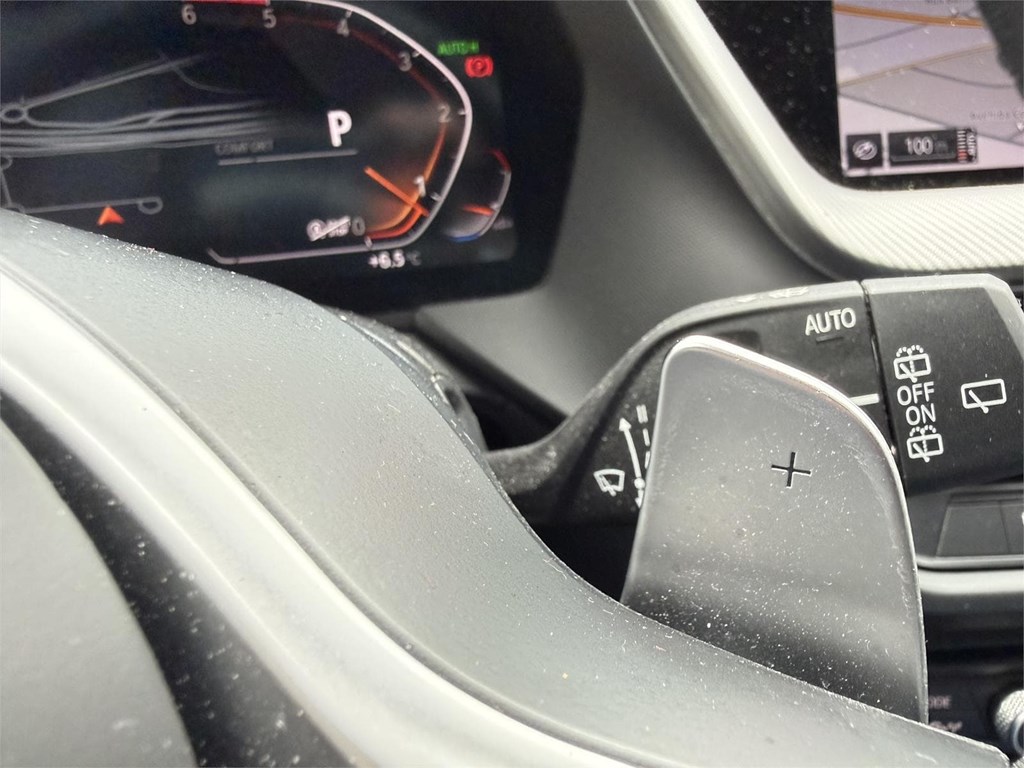 Foto 15 BMW 118D F40 AUT M SPORT