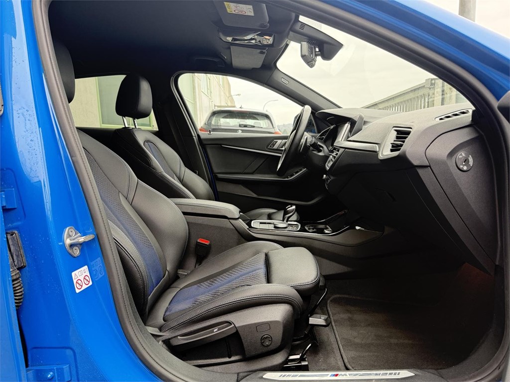 Foto 4 BMW 118D F40 AUT M SPORT