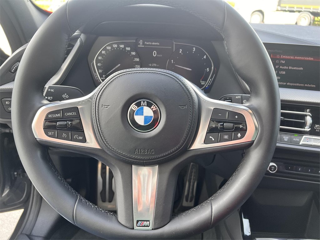 Foto 20 BMW 118D F40 M SPORT