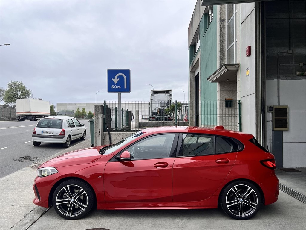 Foto 10 BMW 118D M SPORT