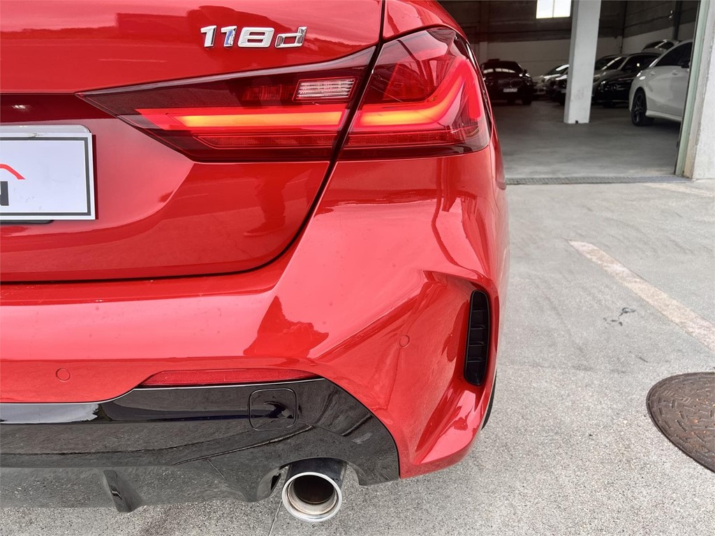 Foto 21 BMW 118D M SPORT