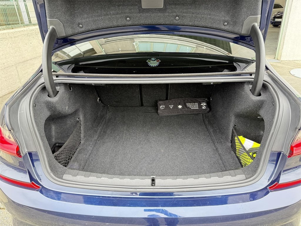 Foto 35 BMW 320D G20 M SPORT