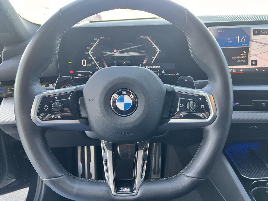 Foto 17 BMW 520D G60 M SPORT