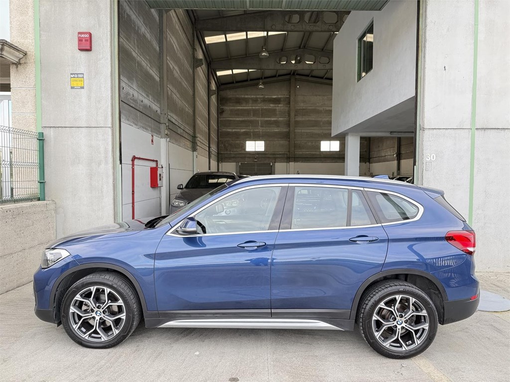 Foto 17 BMW X1 F48 SDRIVE 18D AUT.