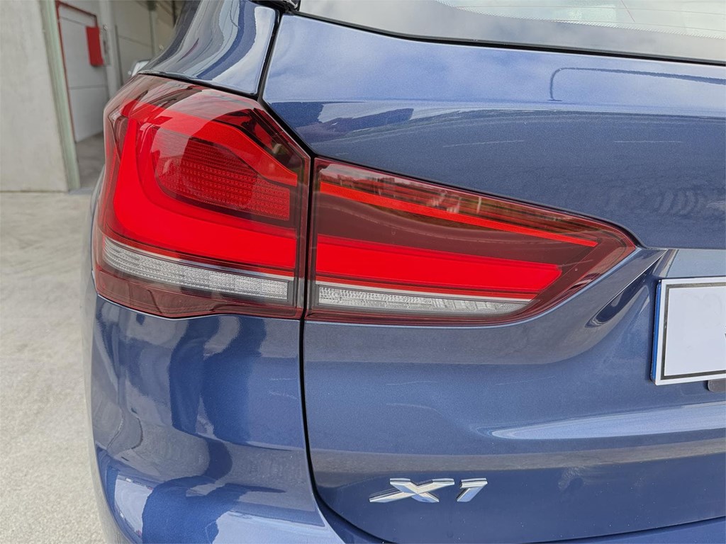 Foto 20 BMW X1 F48 SDRIVE 18D AUT.