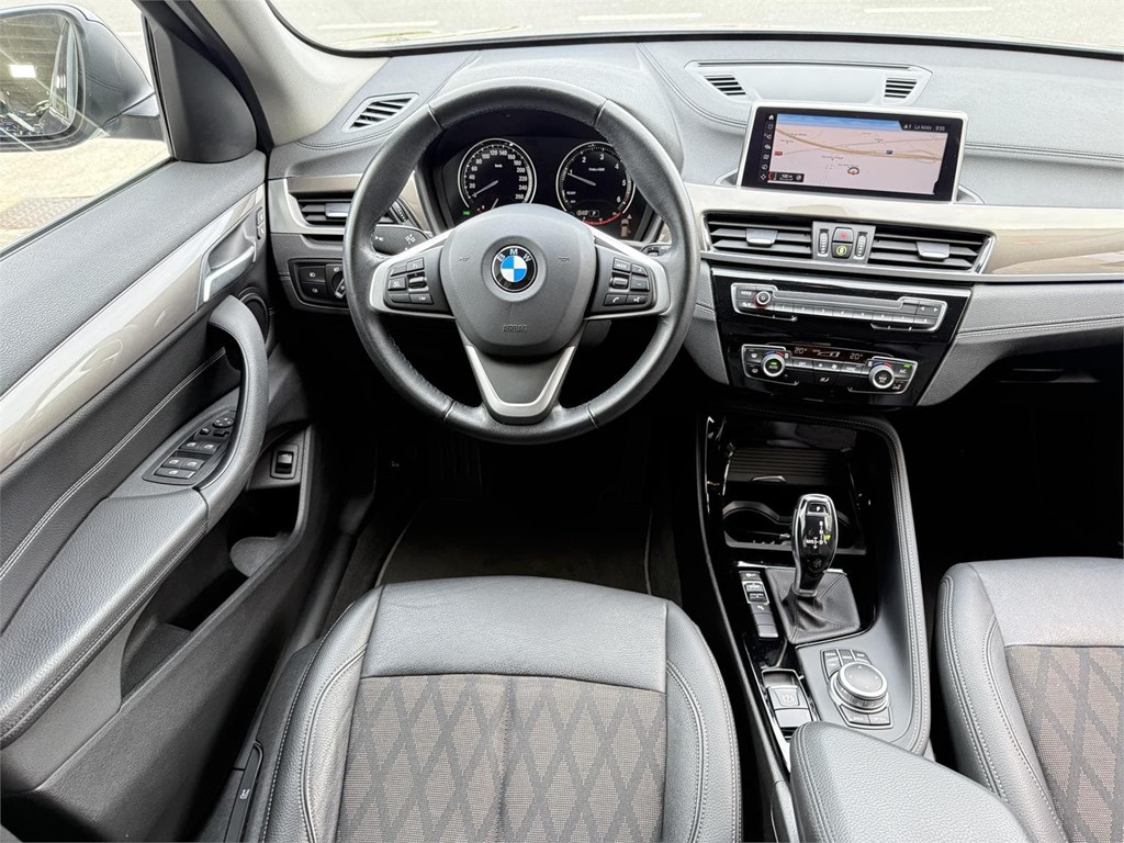 Foto 6 BMW X1 F48 SDRIVE 18D AUT.