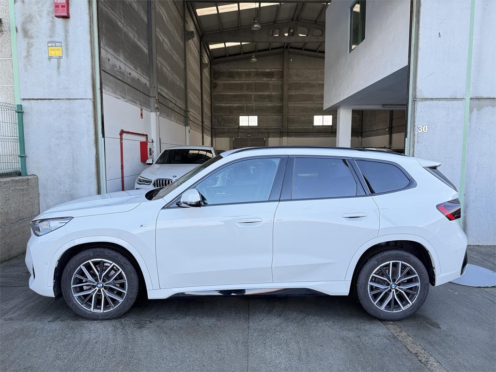 Foto 25 BMW X1 SDRIVE18D M SPORT