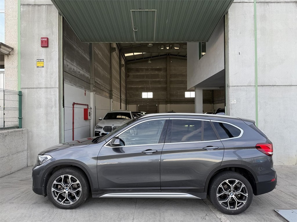 Foto 20 BMW X1 SDRIVE18D XLINE AUT
