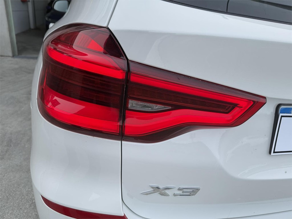 Foto 24 BMW X3 XDRIVE 20D AUT XLINE