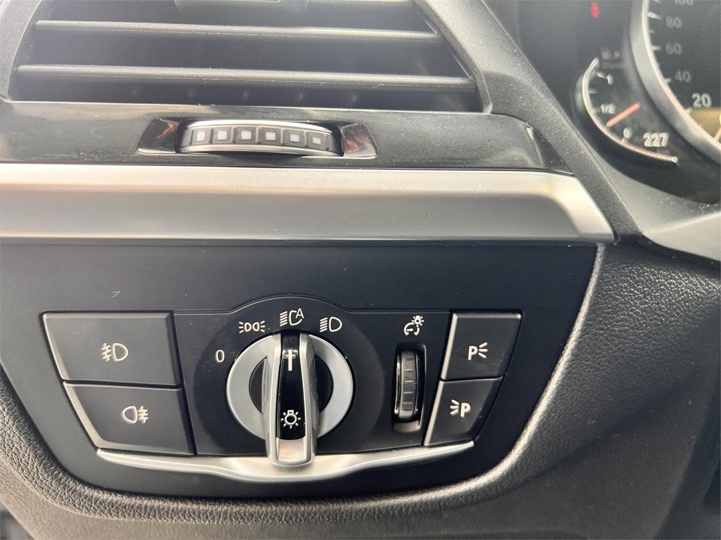 Foto 12 BMW X3 XDRIVE 20D XLINE