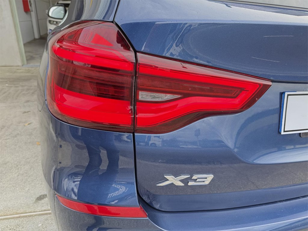 Foto 24 BMW X3 XDRIVE 20D XLINE