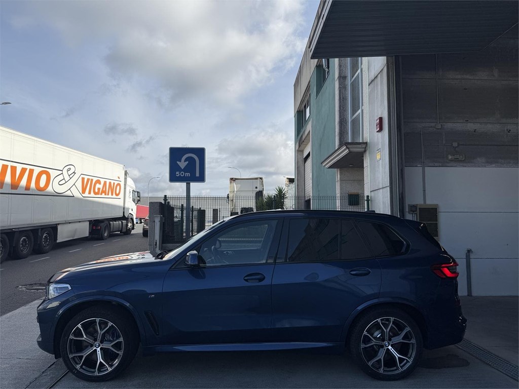 Foto 25 BMW X5 XDRIVE 30D G05 M SPORT