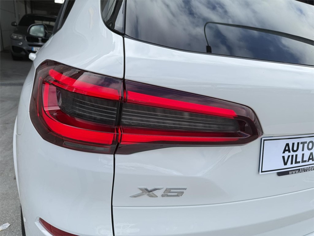 Foto 36 BMW X5 XDRIVE 30D M SPORT G05