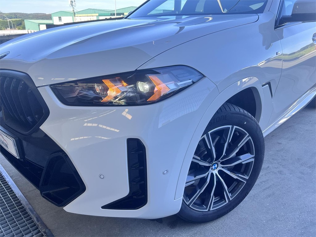 Foto 27 BMW X6 XDRIVE 30D M SPORT