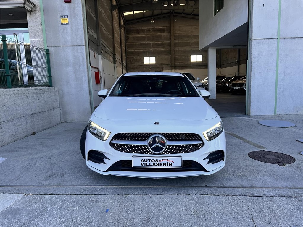 Foto 2 MERCEDES A200d 8G-DCT AMG LINE