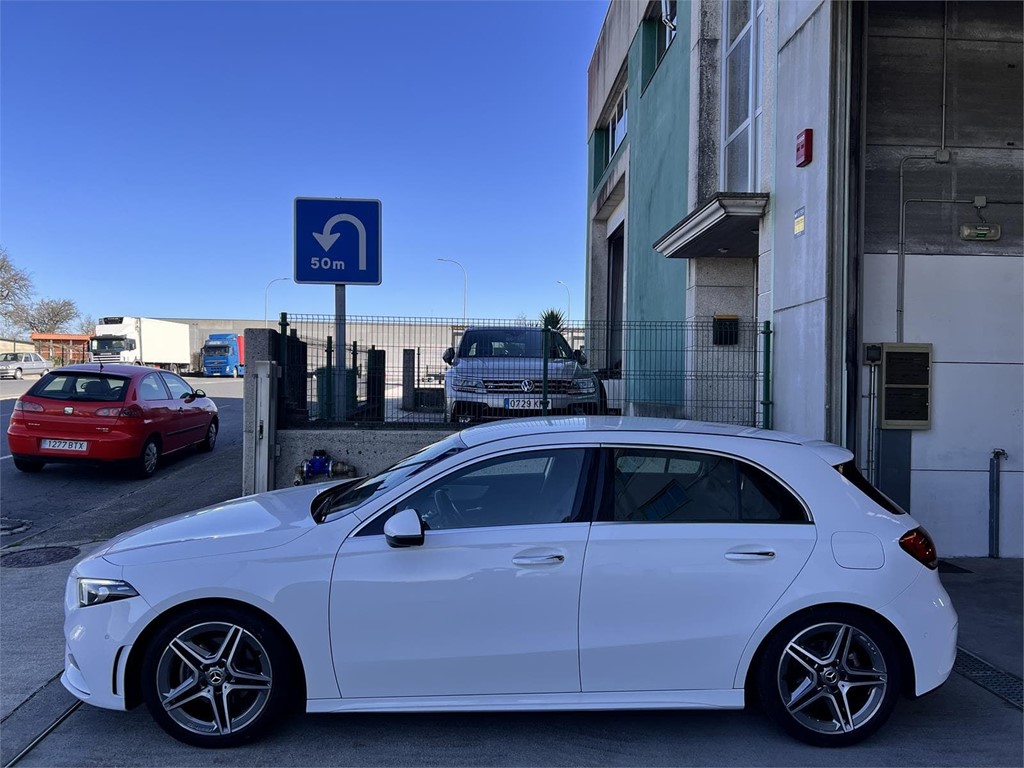 Foto 8 MERCEDES A200d 8G-DCT AMG LINE
