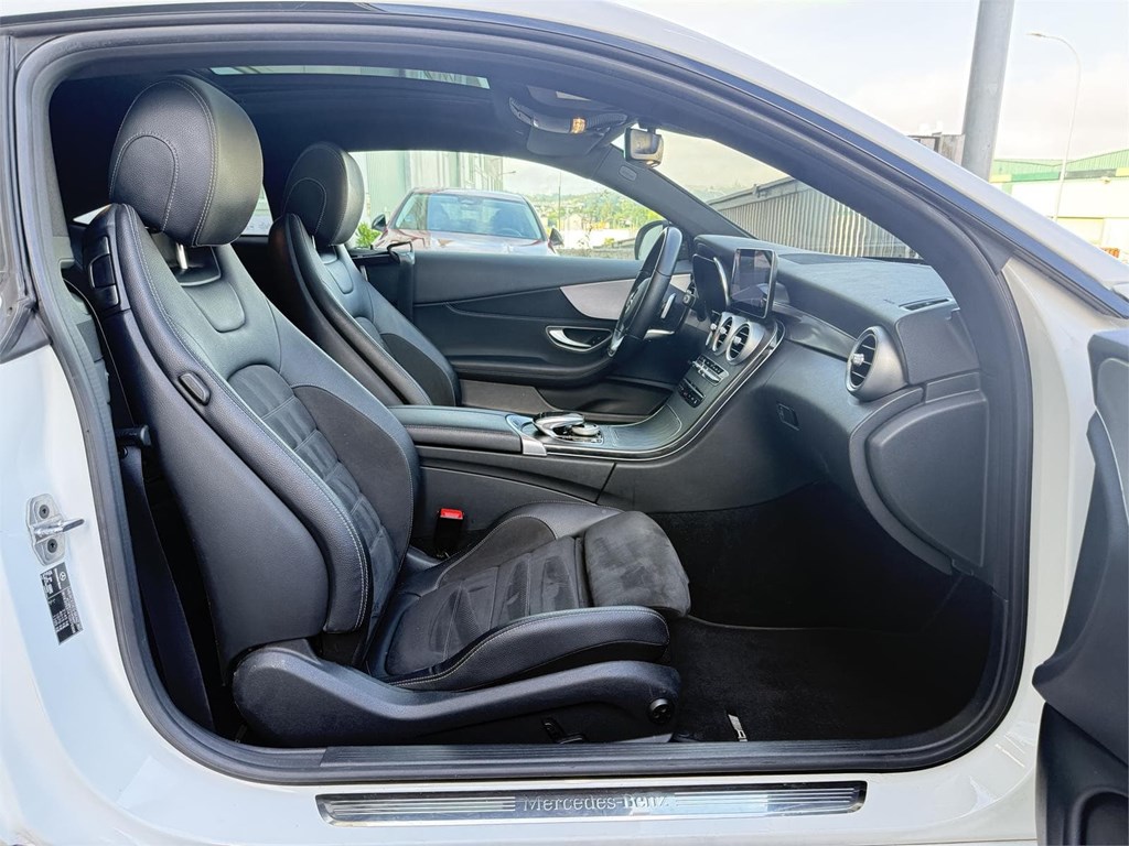 Foto 4 MERCEDES C220D COUPE 9G-TRONIC AMG LINE