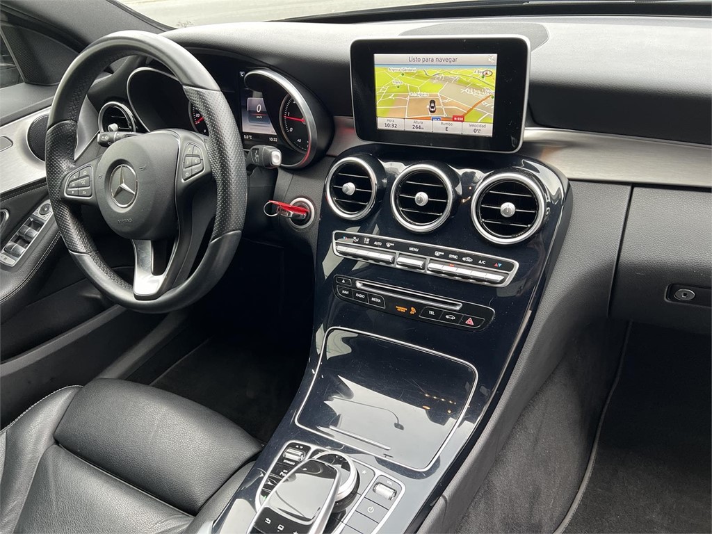 Foto 4 MERCEDES C220D ESTATE AMG LINE