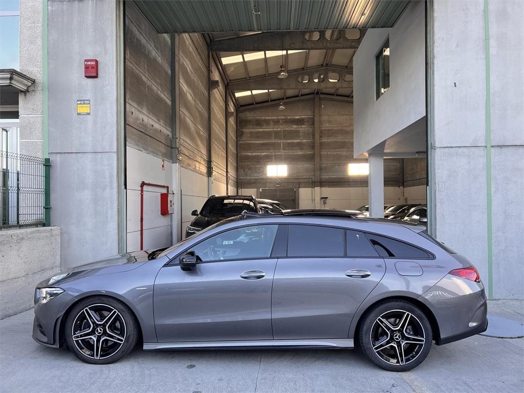 Foto 22 MERCEDES CLA 200D AMG LINE 8G-DCT SHOOTING BRAKE 