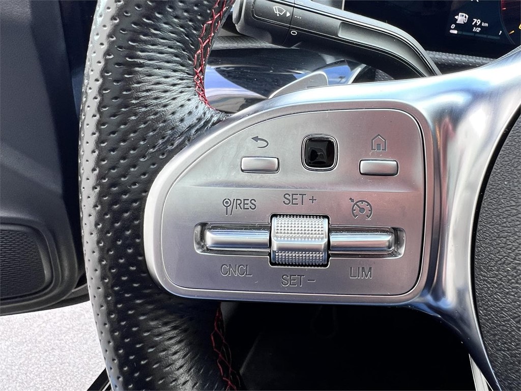 Foto 16 MERCEDES CLA 200D AMG LINE 8G-DCT