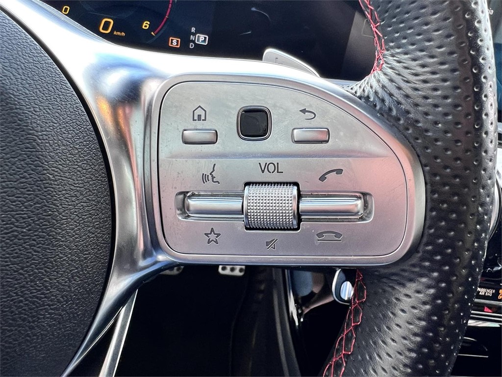 Foto 17 MERCEDES CLA 200D AMG LINE 8G-DCT