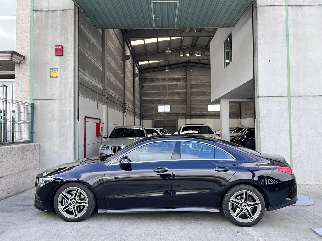 Foto 20 MERCEDES CLA 200D AMG LINE 8G-DCT