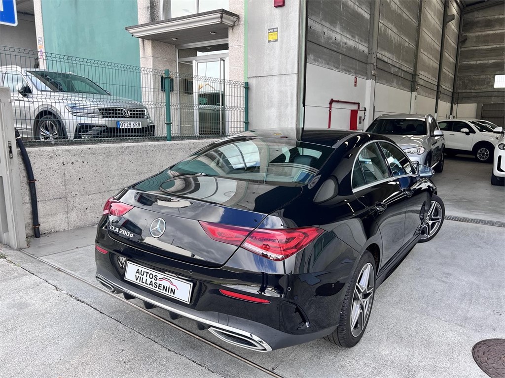 Foto 22 MERCEDES CLA 200D AMG LINE 8G-DCT