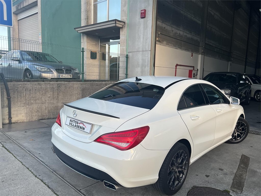 Foto 15 MERCEDES CLA 200D URBAN