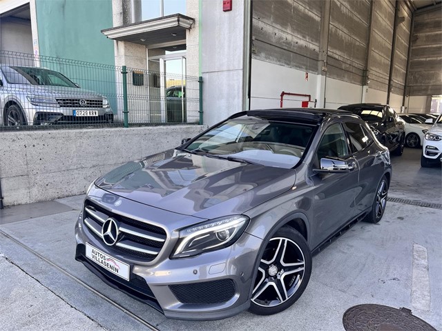 MERCEDES GLA 200D AMG LINE