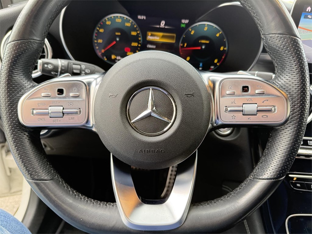 Foto 11 MERCEDES GLC 220D AMG LINE
