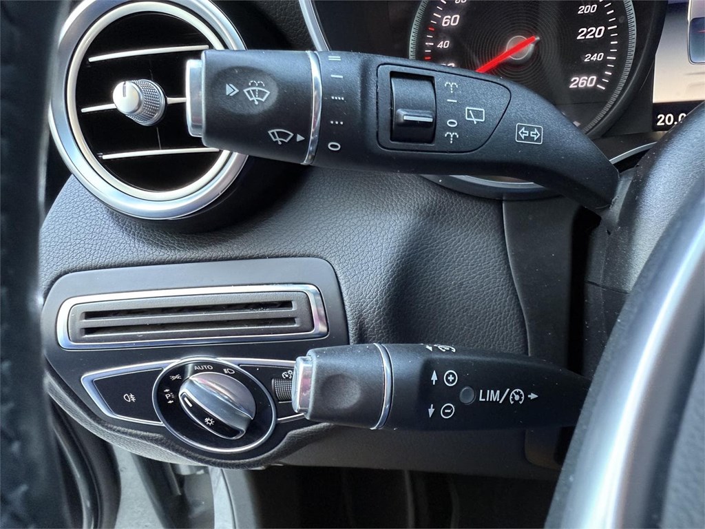 Foto 17 MERCEDES GLC 250 AMG LINE 9G-TRONIC