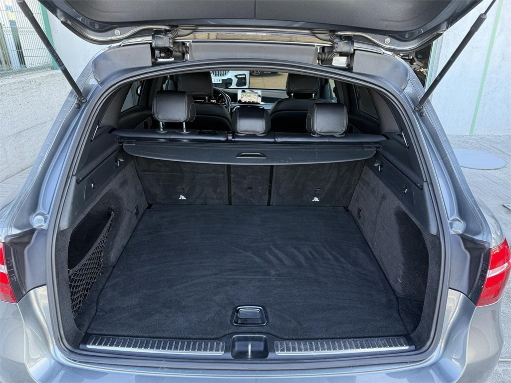 Foto 24 MERCEDES GLC 250 AMG LINE 9G-TRONIC