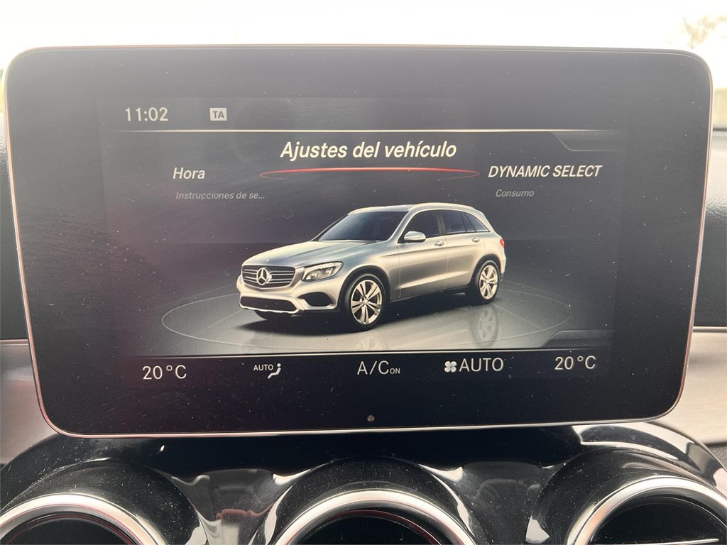 Foto 13 MERCEDES GLC 250D AMG LINE