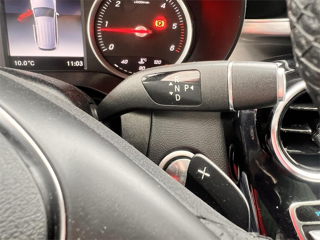 Foto 14 MERCEDES GLC 250D AMG LINE