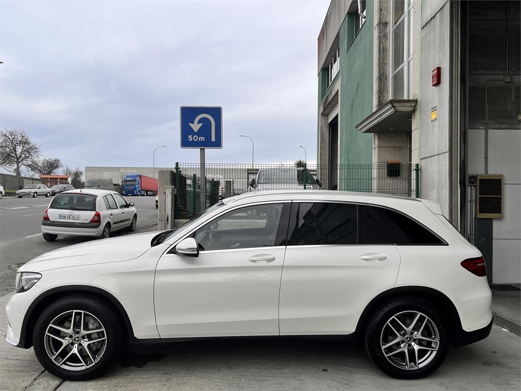 Foto 15 MERCEDES GLC 250D AMG LINE