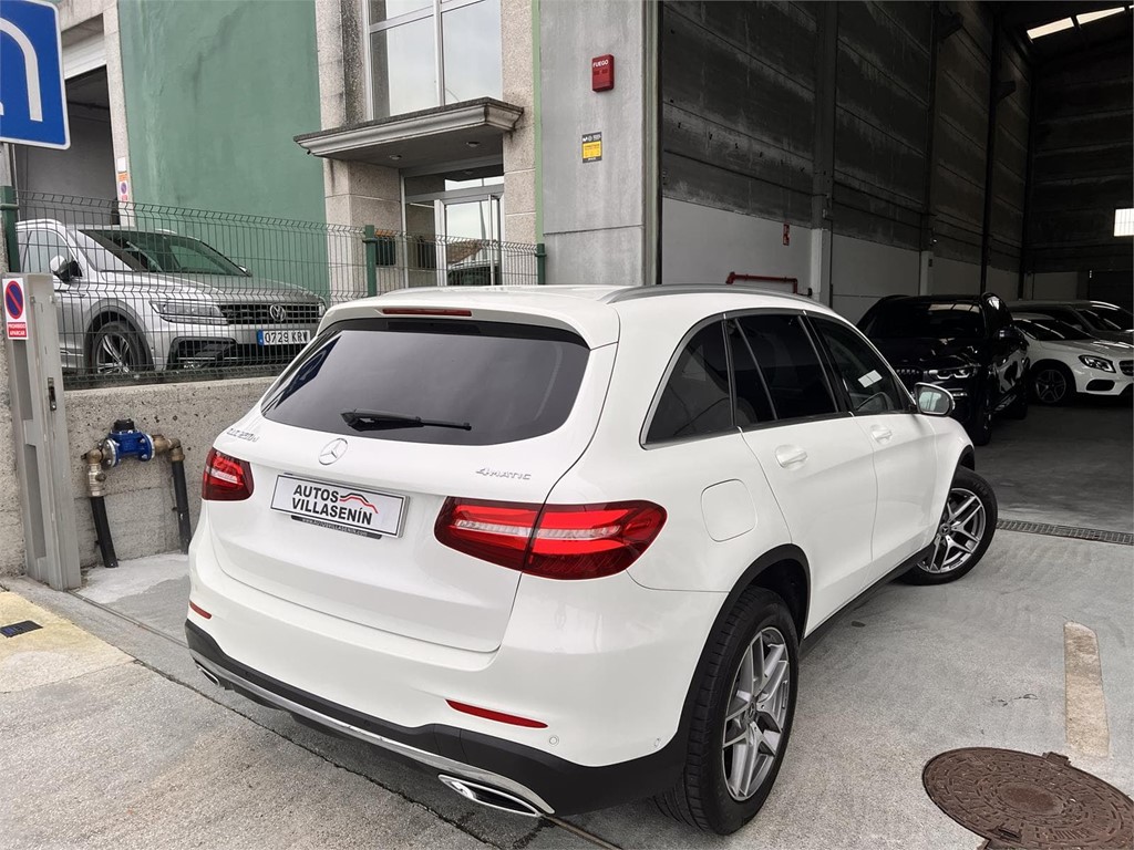 Foto 17 MERCEDES GLC 250D AMG LINE