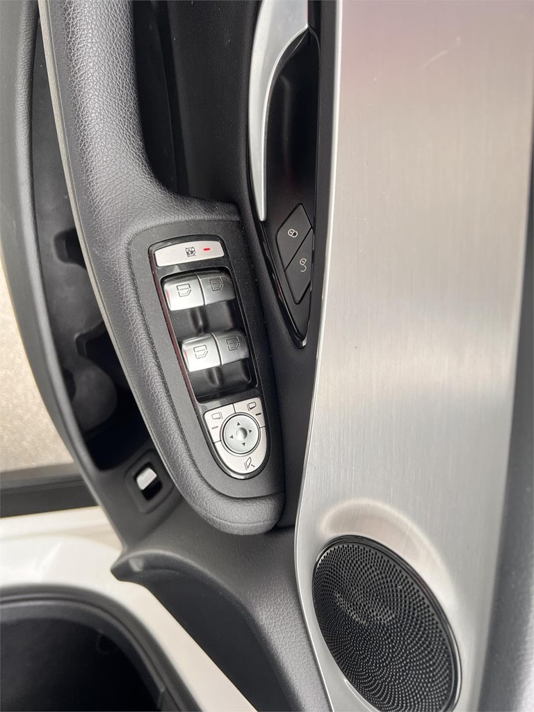 Foto 7 MERCEDES GLC 250D AMG LINE