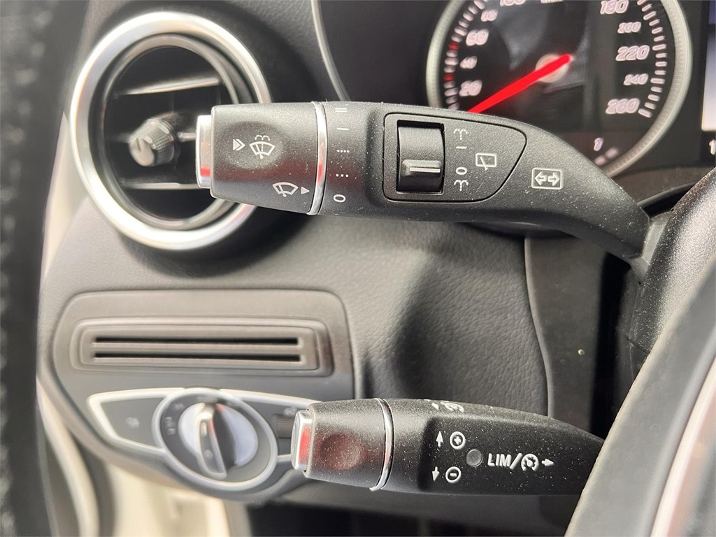 Foto 8 MERCEDES GLC 250D AMG LINE