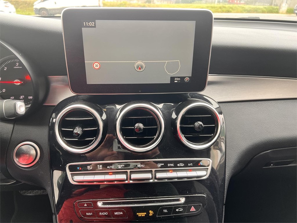 Foto 9 MERCEDES GLC 250D AMG LINE