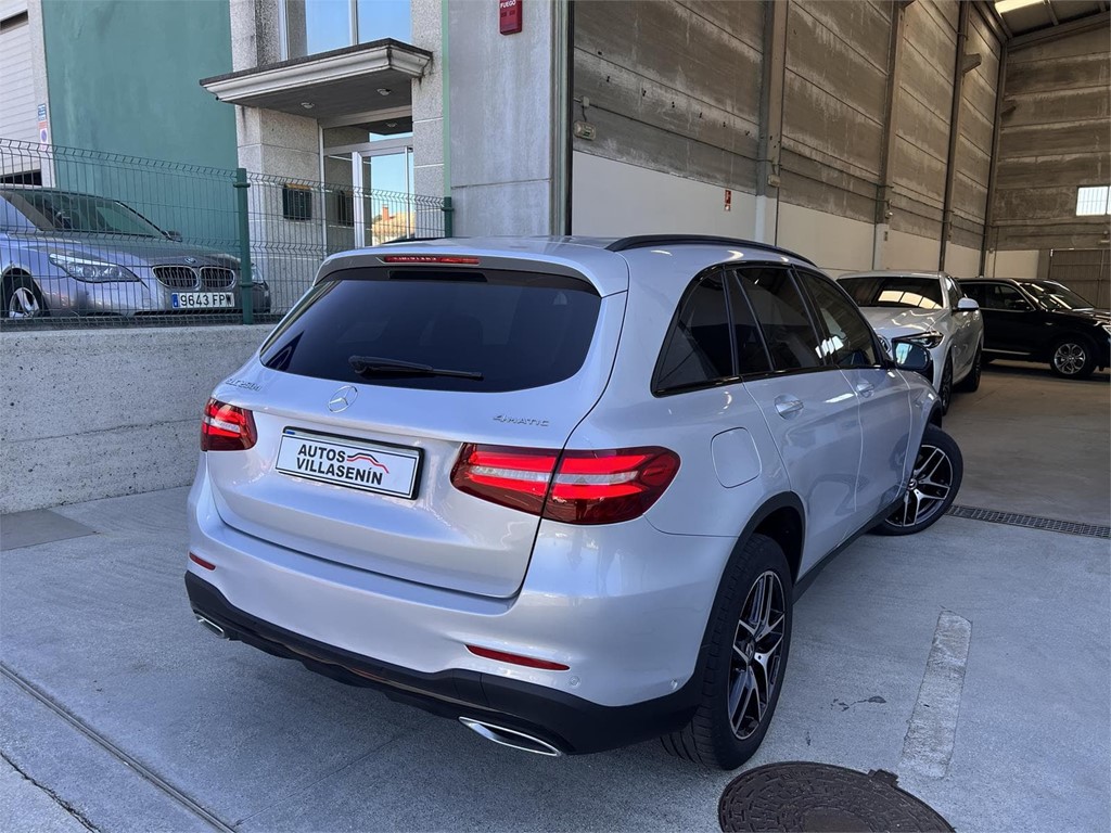 Foto 16 MERCEDES GLC 250D AMG LINE